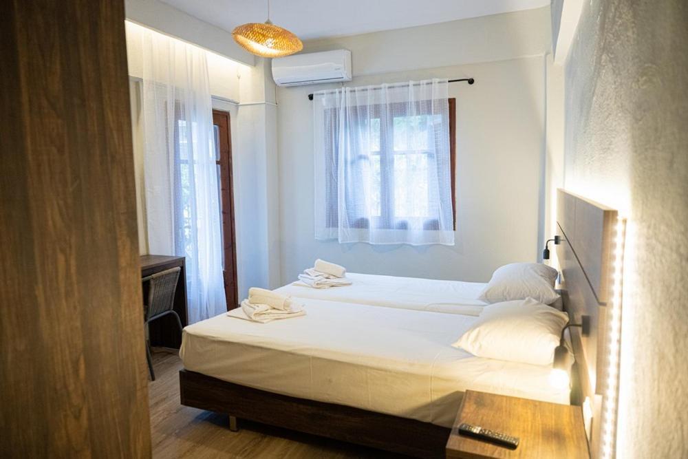Este Luxury Apartments Kriopigi Exterior photo