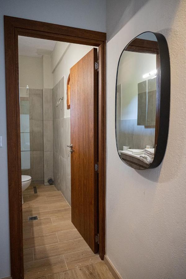 Este Luxury Apartments Kriopigi Exterior photo