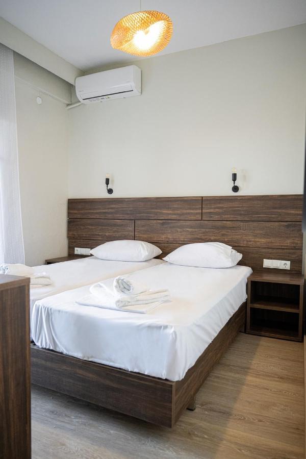 Este Luxury Apartments Kriopigi Exterior photo