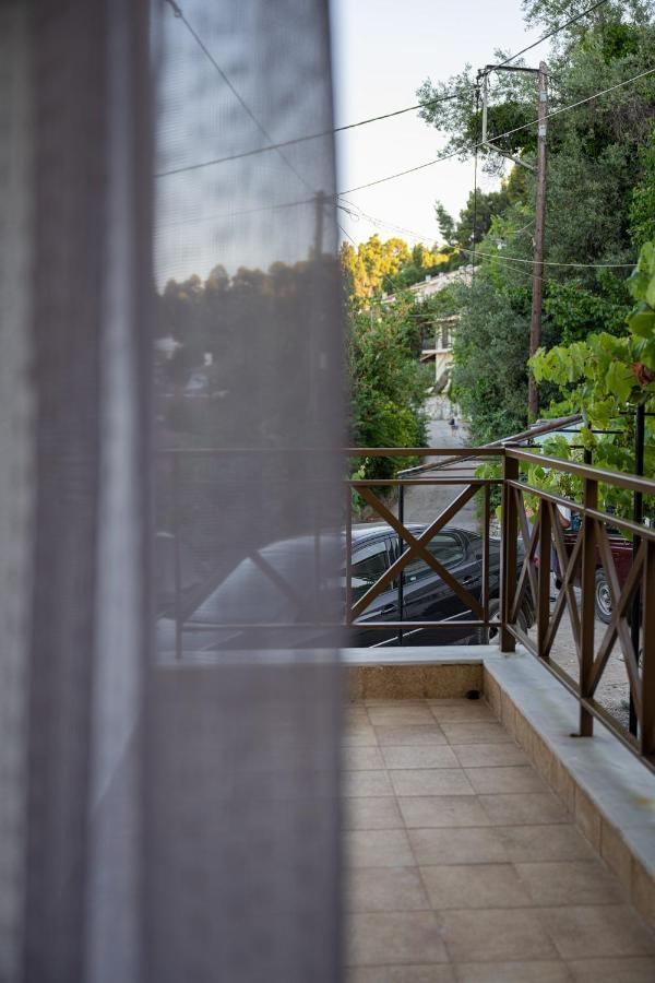 Este Luxury Apartments Kriopigi Exterior photo