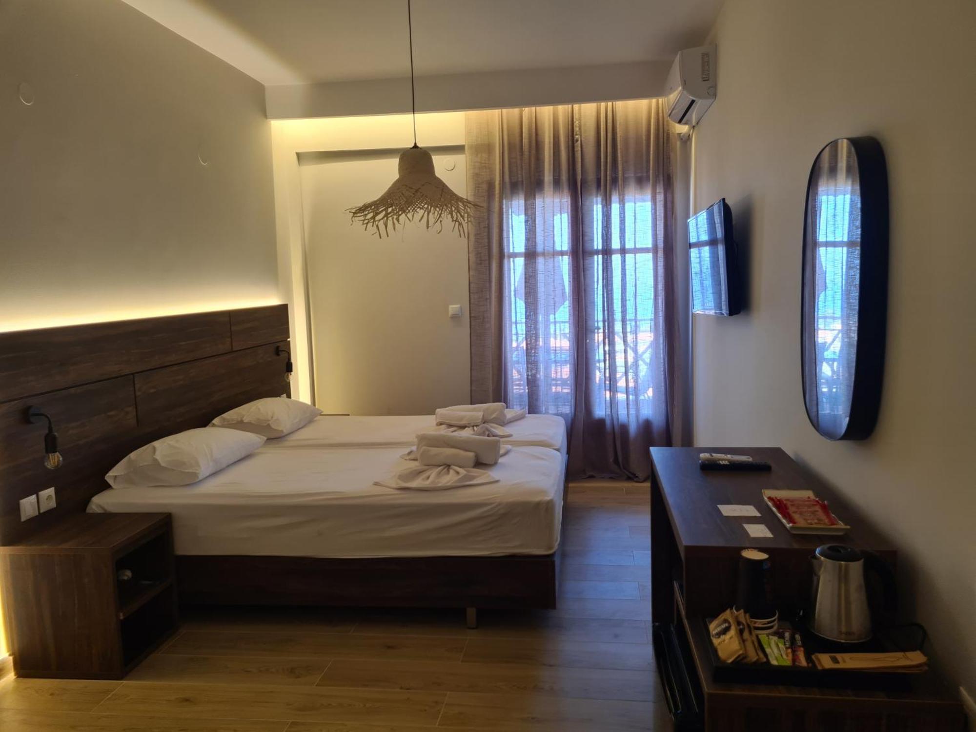 Este Luxury Apartments Kriopigi Exterior photo